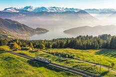 © Schweiz Tourismus, Herbst 2021 / Christian Meixner / Rigi Kulm Railway / Lucerne, Switzerland