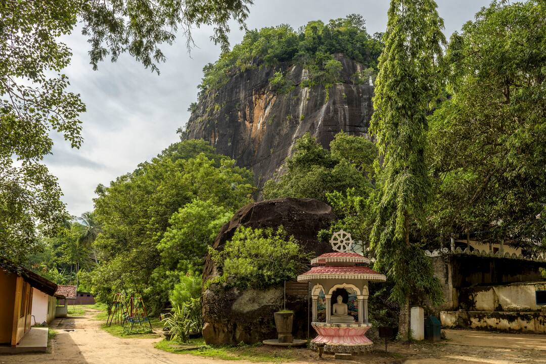 Mulgirigala Temple, Sri Lanka