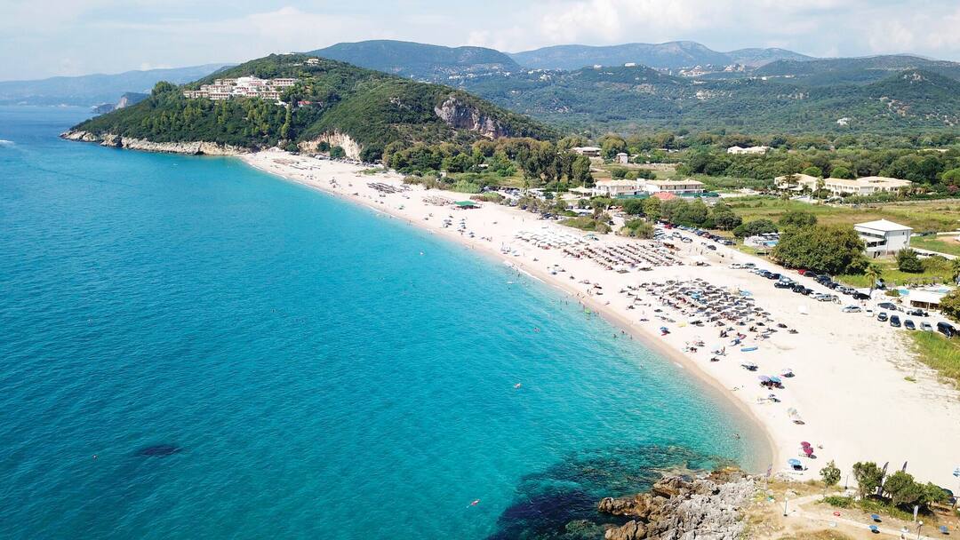 Karavostasi beach