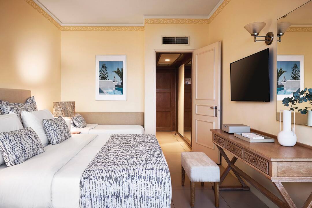 Grecotel Plaza Beach House
