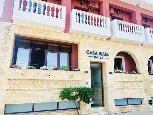 Casa Blue Hotel