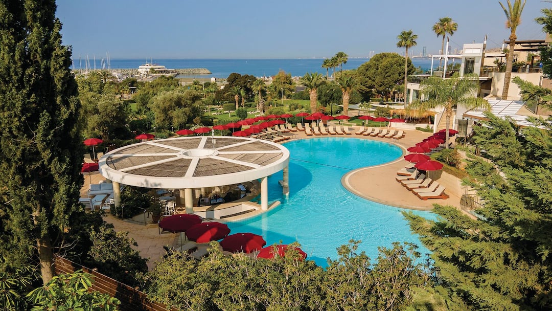 Amphibion swim-up bar