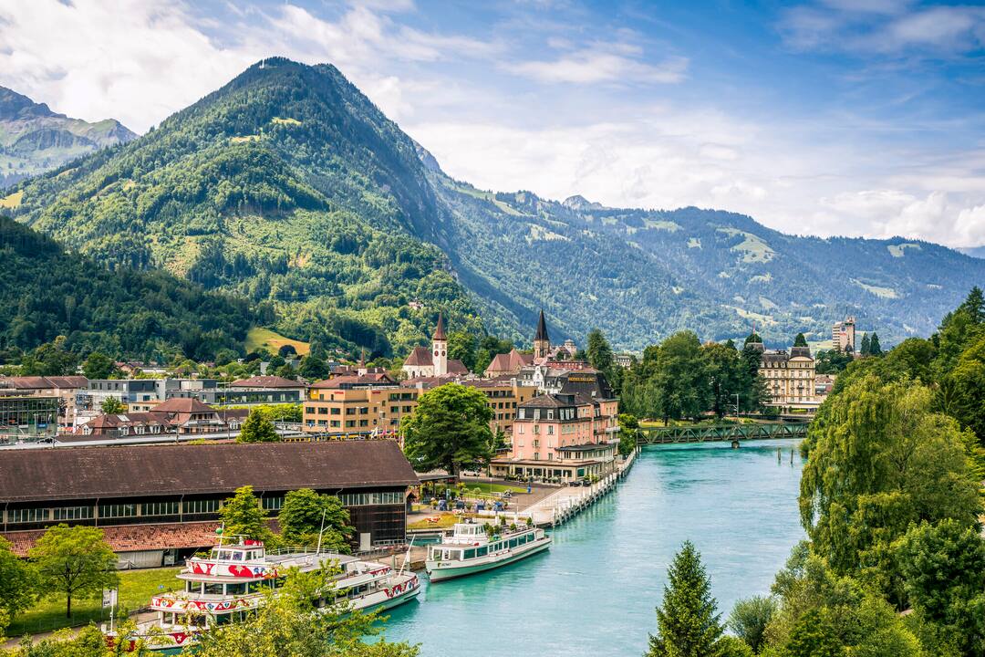 © Switzerland Tourism / Ivo Scholz / Interlaken, Switzerland