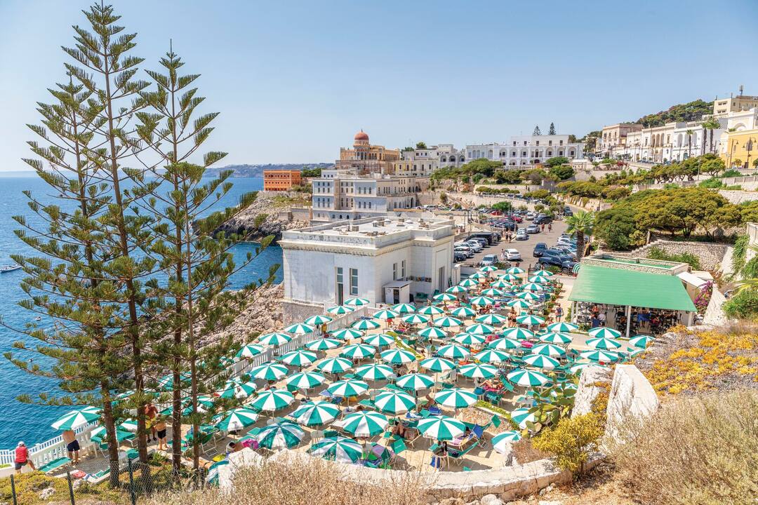 Santa Cesarea Terme Bay