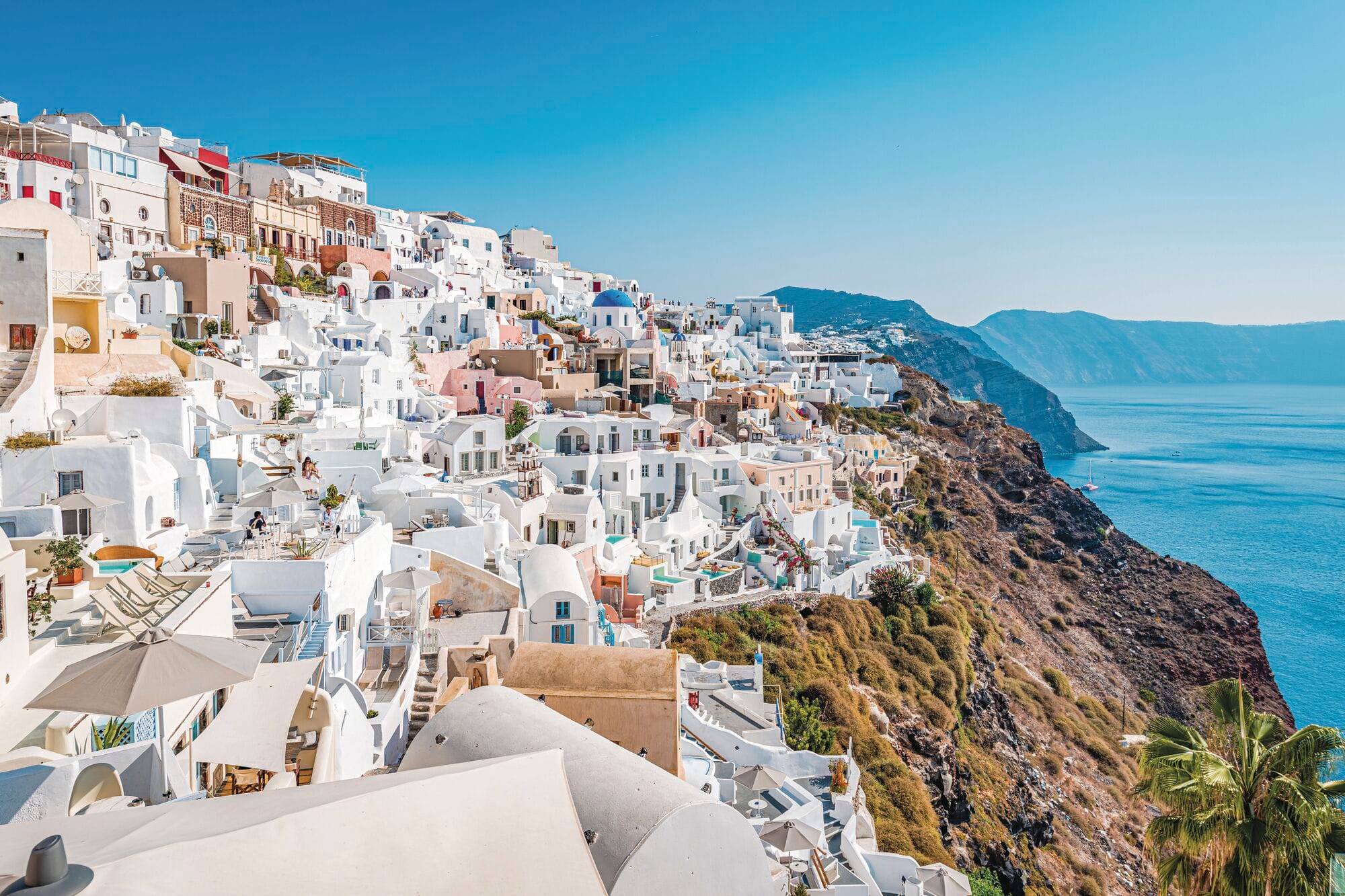 Oia views, an iconic sunset feature of the Greek island of Santorini