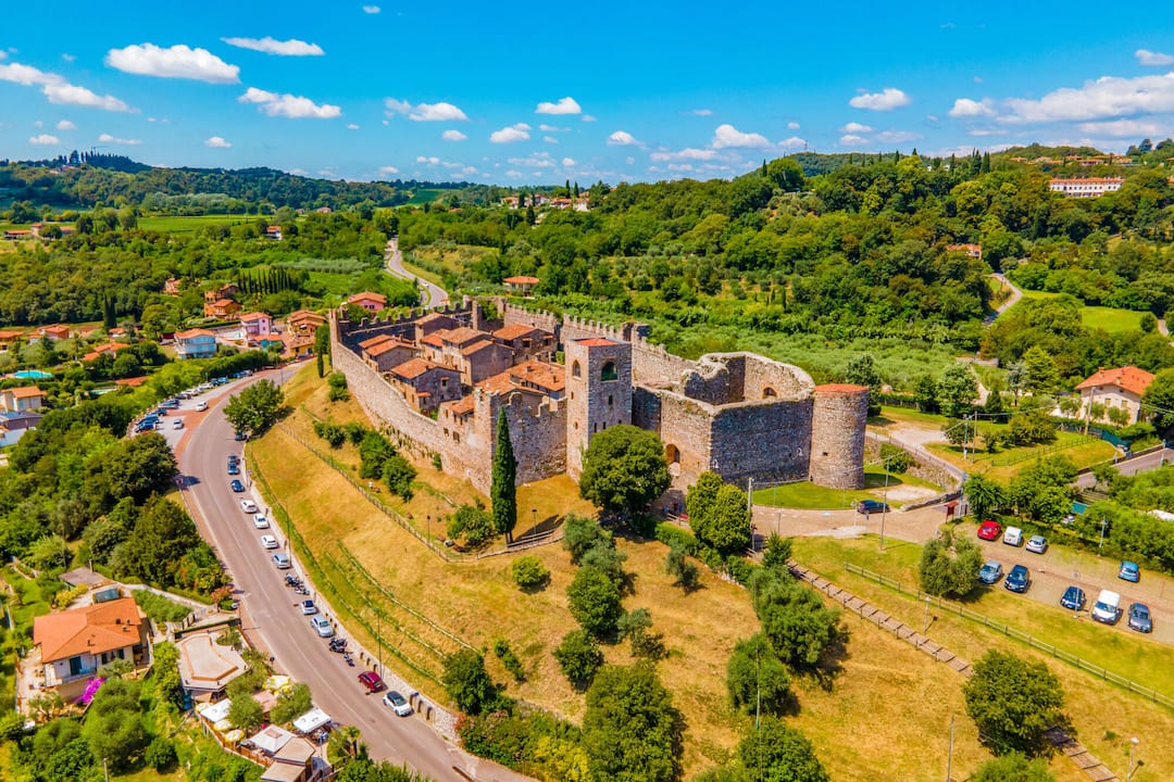 © Frederick Nielsen / Padenghe Sul Garda, Italy