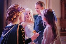 World of Frozen at Disneyland<sup>®</sup> Paris