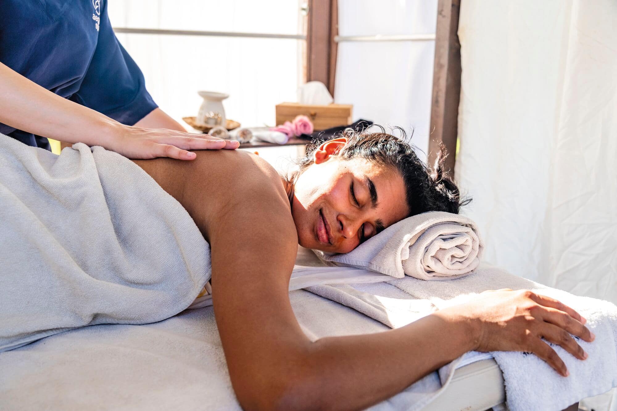 A woman having a relaxing massage.